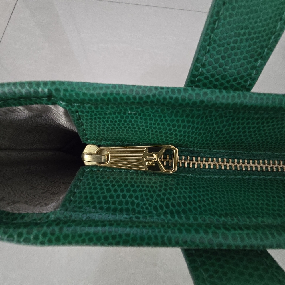 Ralph Lauren Leather Purse - Kelly Green - OS - Picture 9 of 10